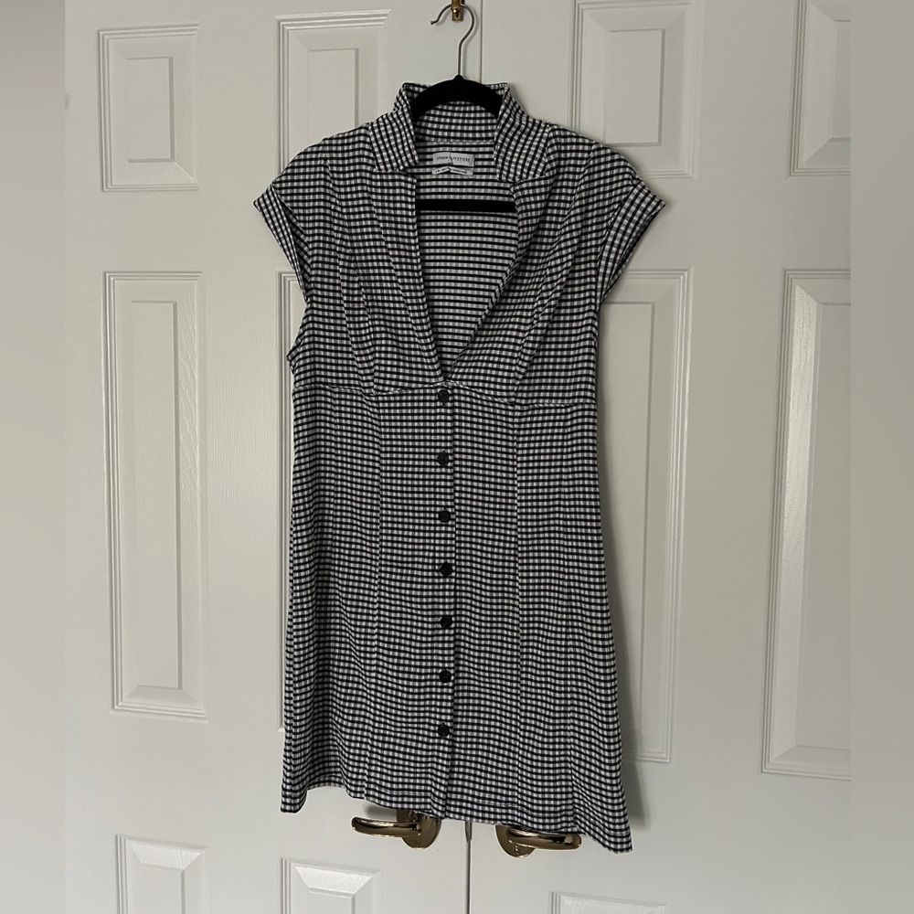 Urban Outfitters VNeck checkered dress. Bodycon Gingham mini dress Size L